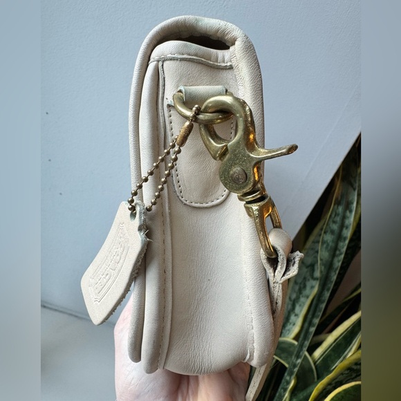 Vintage coach pocket purse - Picture 12 of 15